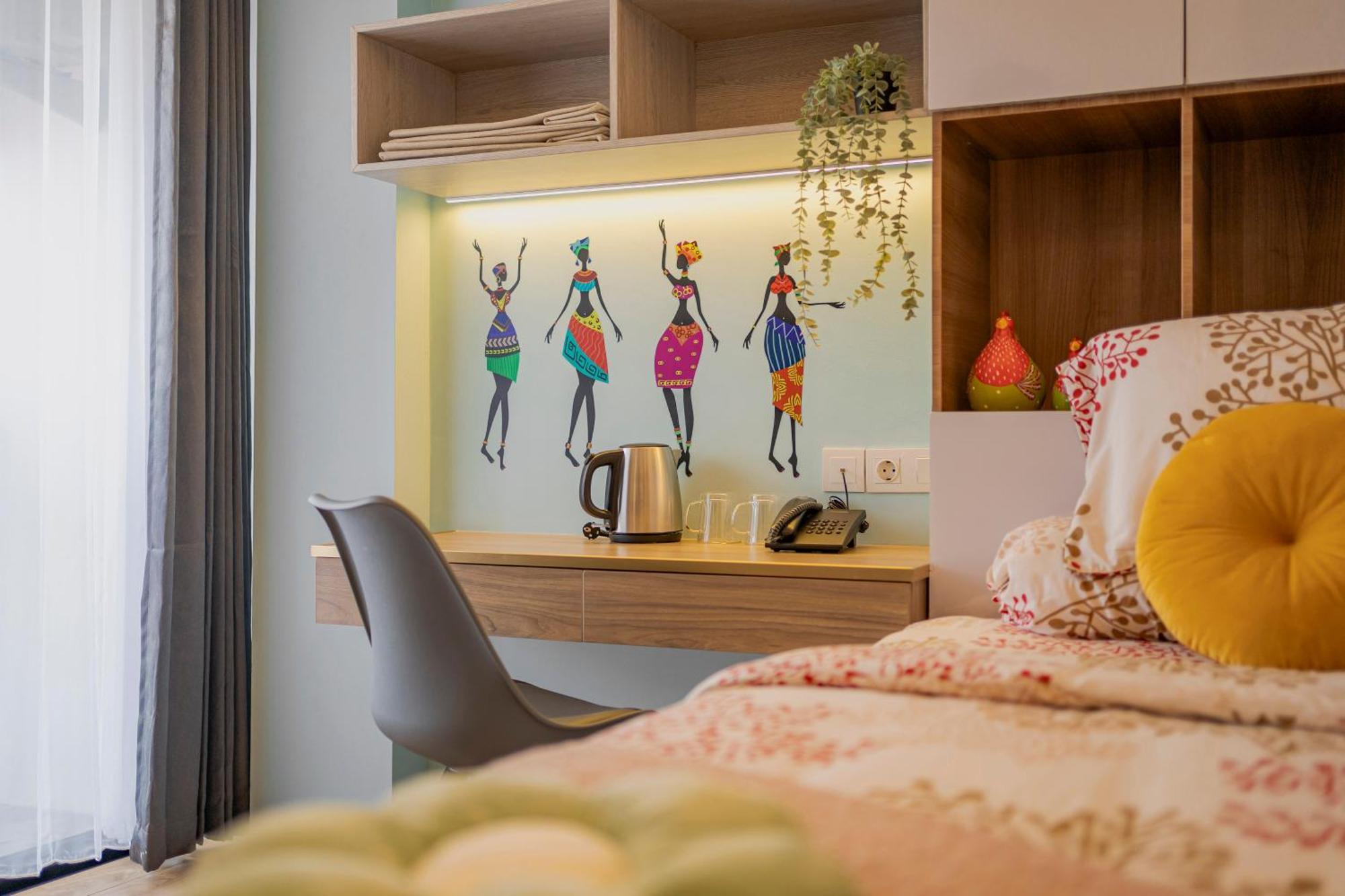 Stay.Vie Hotel Surabaya Buitenkant foto