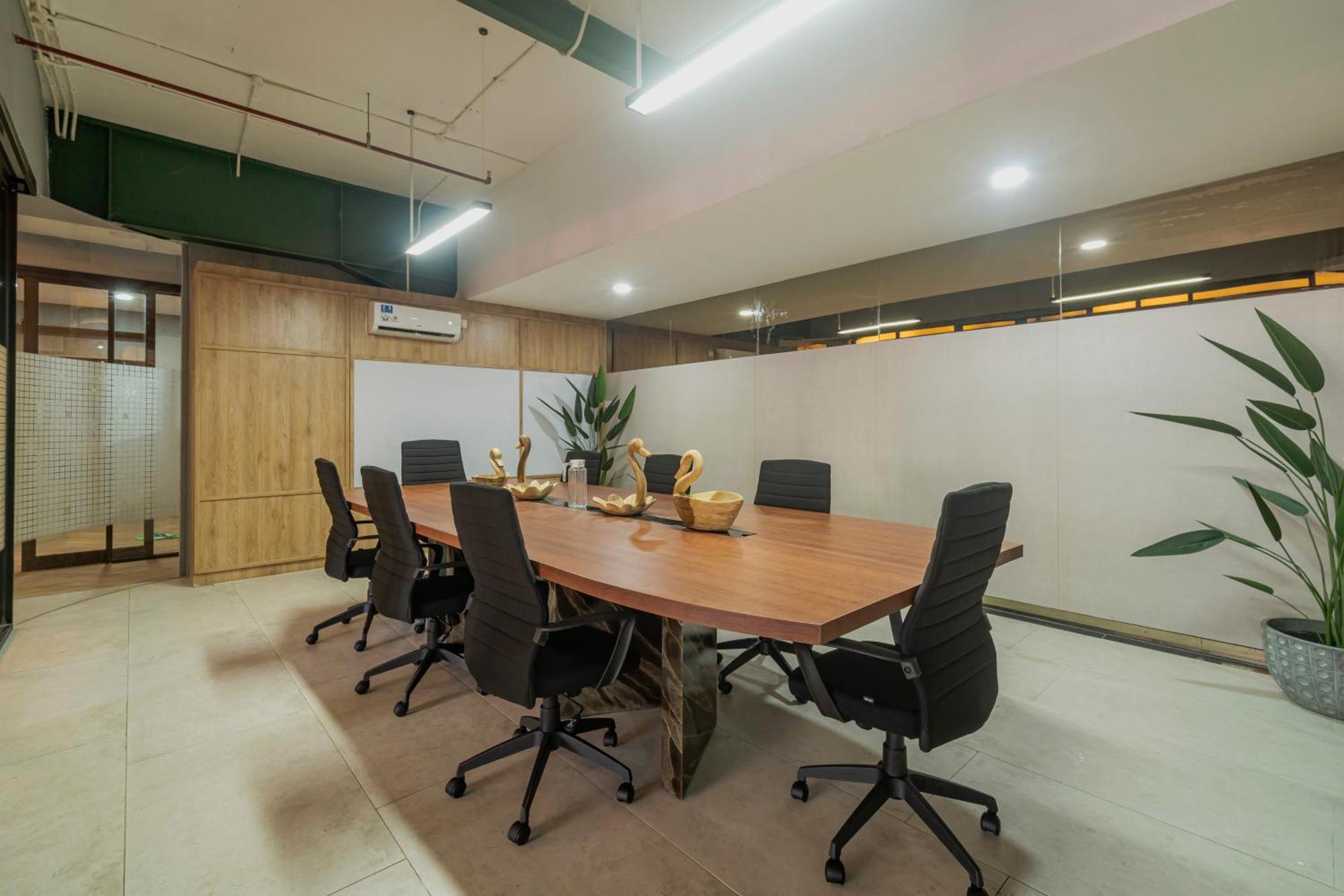 Stay.Vie Hotel Surabaya Buitenkant foto